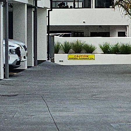 Luxury Beach Escape - 6 Adams Ave Mt Maunganui Маунт Маунгануи Екстериор снимка