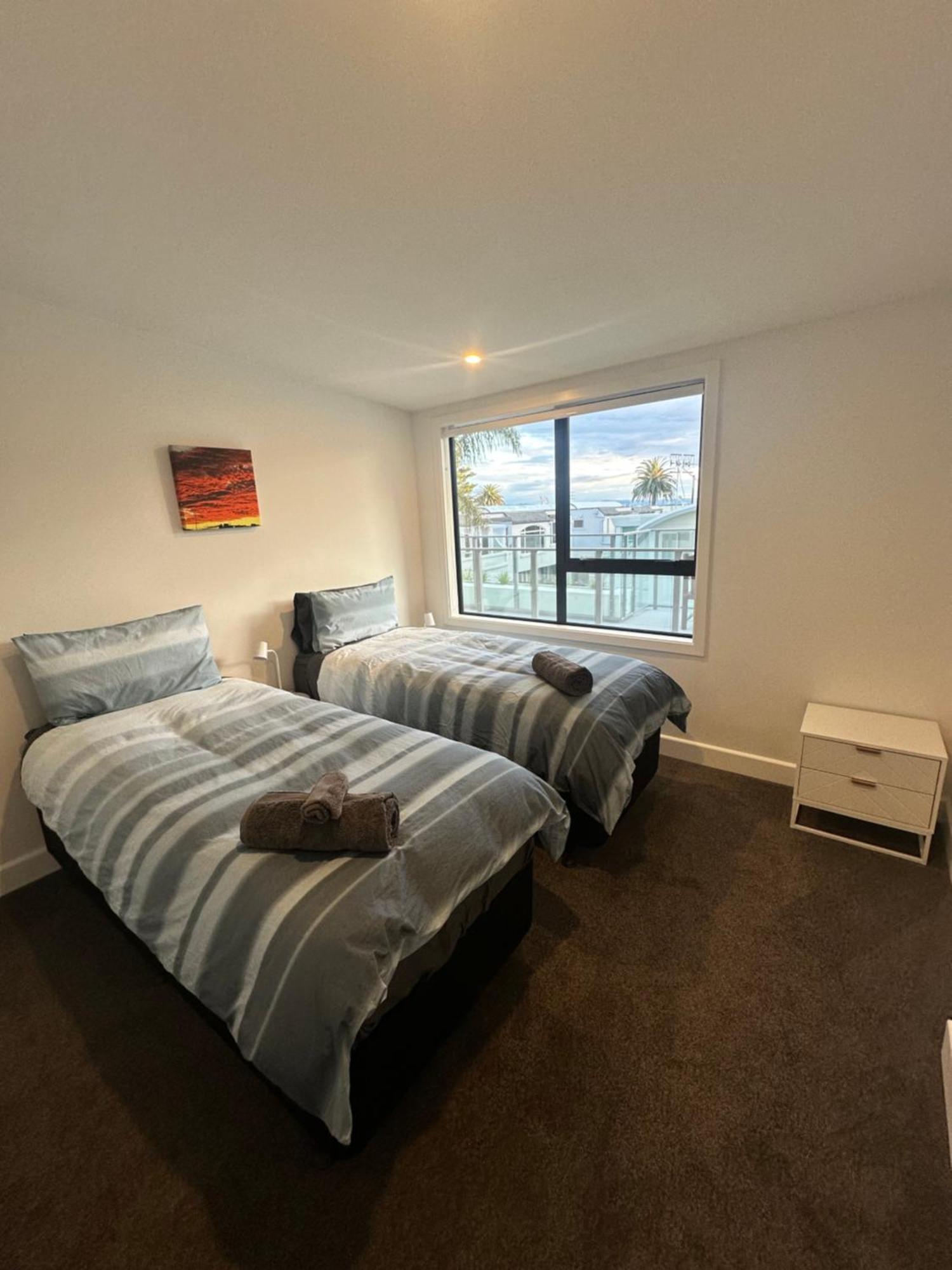 Luxury Beach Escape - 6 Adams Ave Mt Maunganui Маунт Маунгануи Екстериор снимка